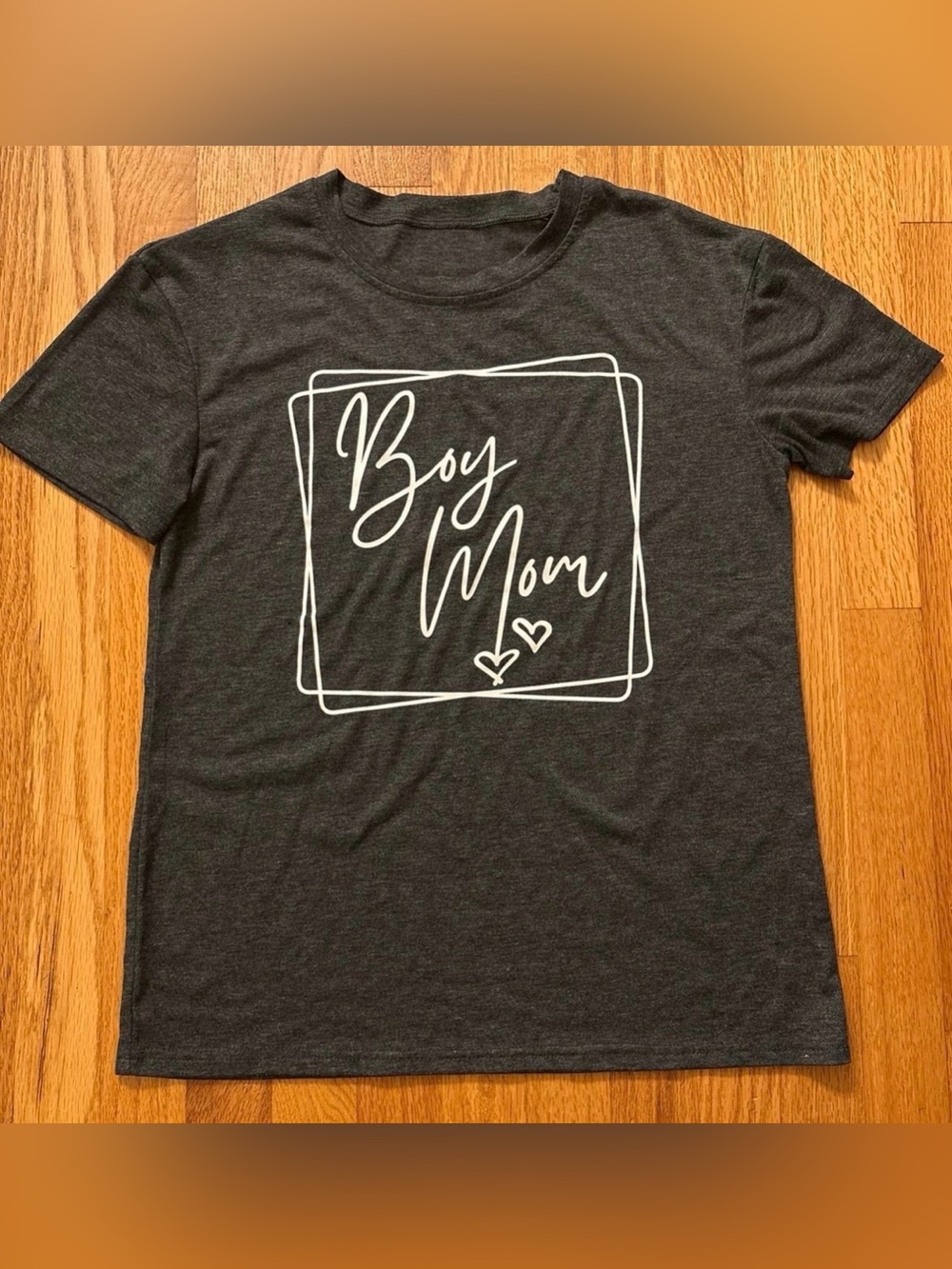 Boy Mom Graphic T-Shirt (size small) in charcoal gray